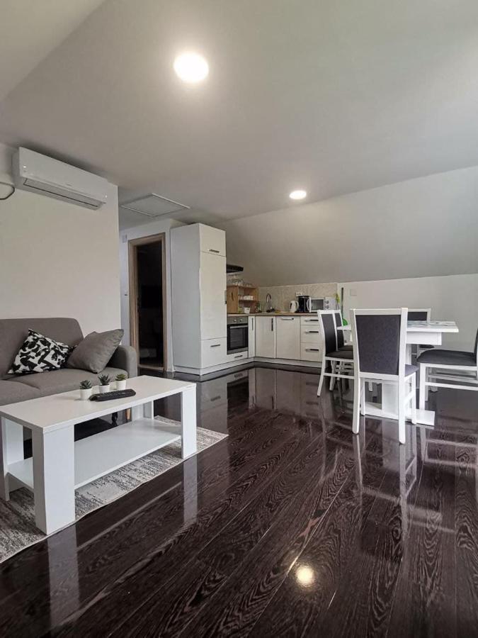New apartment near Plitvice lakes Smoljanac Exterior foto